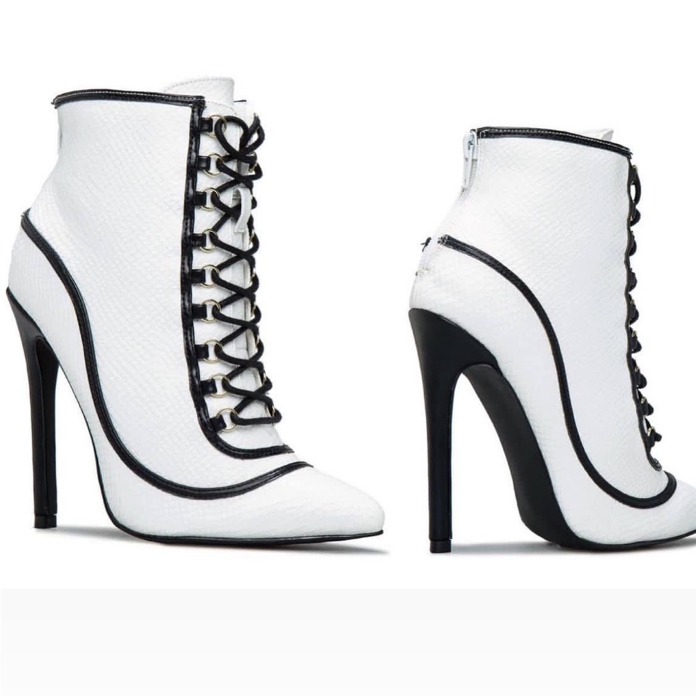 Cute Classy Bootie!
